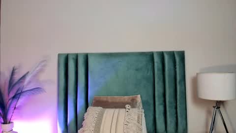 Nora Da Silva online show from January 10, 12:56 am