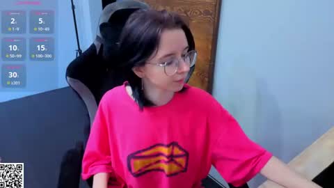 Nora Failure online show from June 28, 7:47 am
