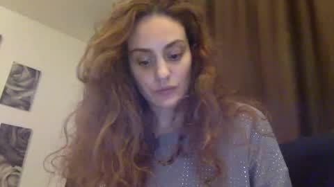 norablues online show from December 1, 6:08 pm