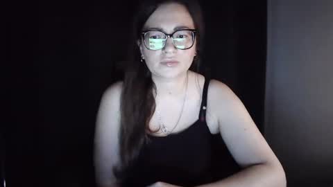 NoraSexyMilf online show from July 7, 9:35 am