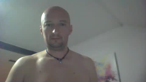 nordicrunner76 online show from May 18, 10:04 pm