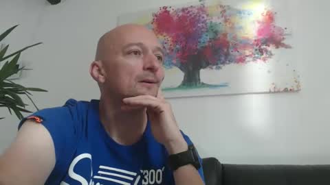 nordicrunner76 online show from May 24, 12:32 pm