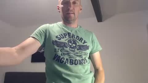 nordicrunner76 online show from July 5, 8:38 pm