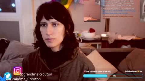 Snapshot of noreallyilikepeanuts chatting on November 23, 2:44 am Ariane online show from November 23, 2:44 am