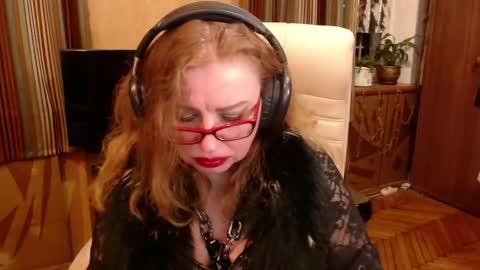 miss Tress online show from March 22, 12:03 am