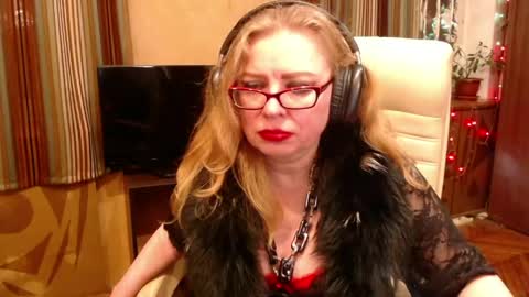miss Tress online show from June 2, 11:40 pm