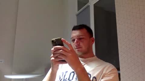 Snapshot of north_justin chatting on April 15, 9:15 pm Justin online show from April 15, 9:15 pm