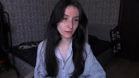 Hazel online show from May 24, 10:15 pm