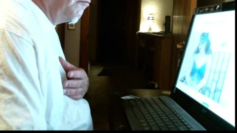 Snapshot of northcountryguy762 chatting on September 21, 2:57 am northcountryguy762 online show from September 21, 2:57 am