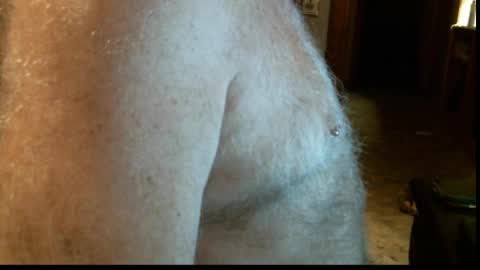 Snapshot of northcountryguy762 chatting on October 4, 5:27 am northcountryguy762 online show from October 4, 5:27 am