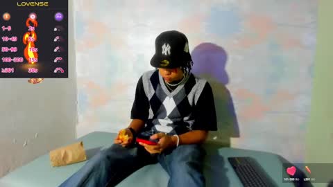 HOFFMAN online show from December 5, 1:06 pm