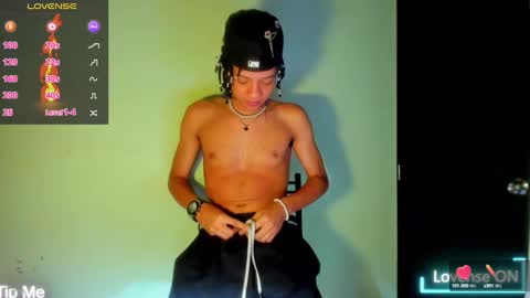 HOFFMAN online show from December 12, 1:39 pm