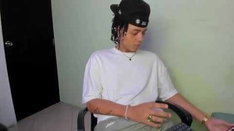 HOFFMAN online show from March 1, 1:18 pm