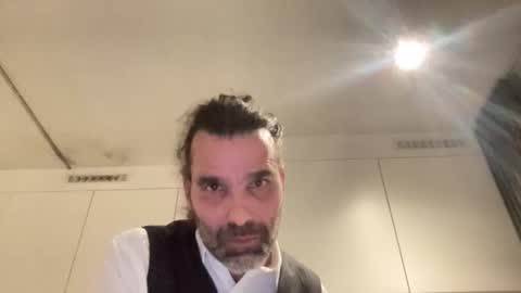 notthatkindofguy6666 online show from October 26, 1:44 am