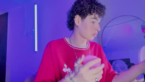 Nova Salvatore online show from March 31, 3:19 am