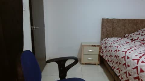 Snapshot of novalady_95 chatting on June 30, 2:12 am novalady 95 online show from June 30, 2:12 am