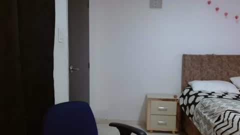 Snapshot of novalady_95 chatting on July 2, 3:23 am novalady 95 online show from July 2, 3:23 am