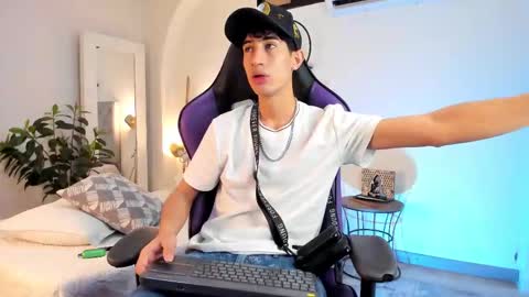 Nova online show from February 11, 4:44 am