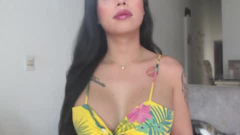 Snapshot of novaxgirl89 chatting on June 1, 7:26 pm novaxgirl89 online show from June 1, 7:26 pm