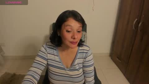 nuit_rose online show from March 30, 3:07 am