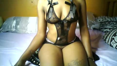 Snapshot of nukshypipi chatting on May 18, 4:29 am nukshypipi online show from May 18, 4:29 am