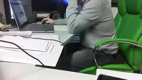 Snapshot of numlove chatting on February 7, 11:34 am Slave for Mistress and Master online show from February 7, 11:34 am