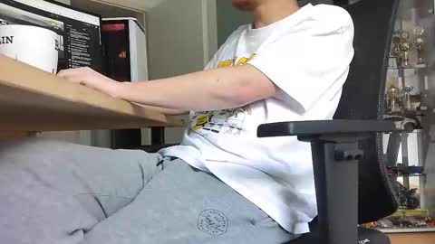 Snapshot of numlove chatting on September 27, 10:20 am Slave for Mistress and Master online show from September 27, 10:20 am