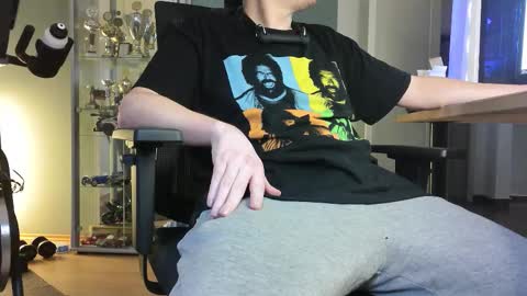 Snapshot of numlove chatting on October 5, 2:48 pm Slave for Mistress and Master online show from October 5, 2:48 pm