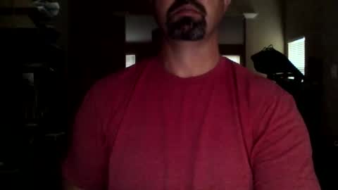 nvrenuff1979 online show from March 8, 12:31 pm