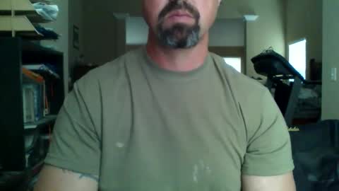 nvrenuff1979 online show from March 25, 7:31 pm