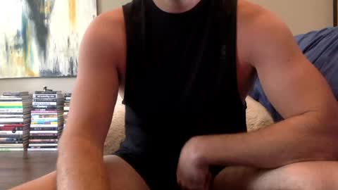 nxxtdoorguy77 online show from June 7, 8:01 pm