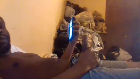 nycguy271 online show from October 1, 10:43 am