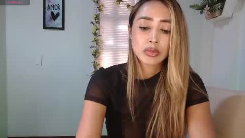 Nycole online show from July 30, 6:18 pm