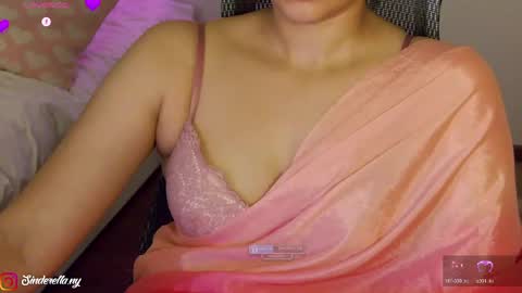 Nylaah online show from June 7, 1:32 am
