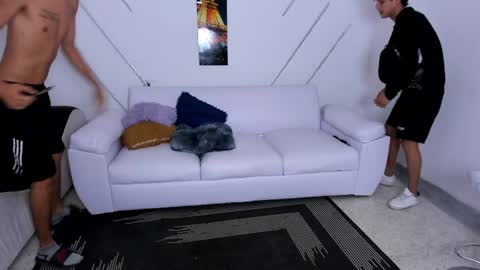 nympho_nathy_sophi online show from April 18, 1:31 am