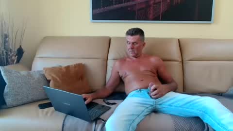 Marc online show from August 4, 11:57 am