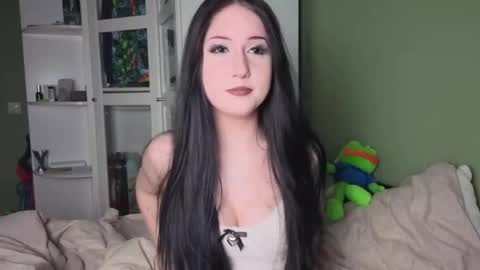 hi im Rina  online show from May 6, 7:19 pm