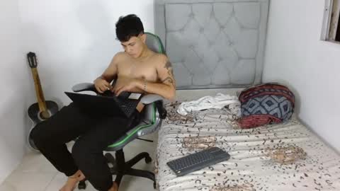 Snapshot of nyx_king chatting on January 29, 8:18 am christian online show from January 29, 8:18 am