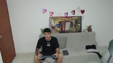 Snapshot of nyx_king chatting on February 17, 5:04 am christian online show from February 17, 5:04 am