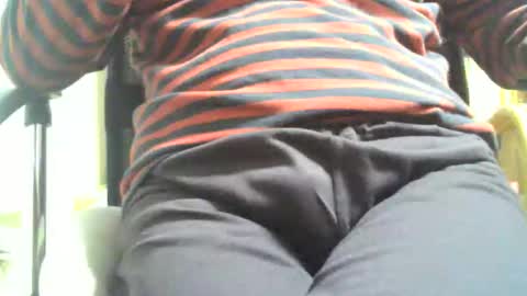 obahiro823844 online show from October 2, 12:56 pm