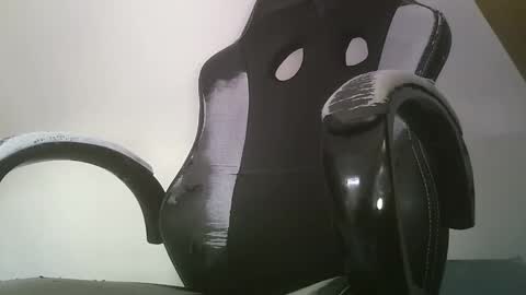 Snapshot of obiwan505 chatting on March 4, 10:54 am Obiwan online show from March 4, 10:54 am