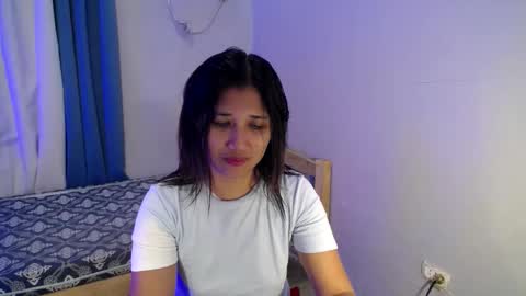 obsidian_r0se19 online show from February 4, 11:20 pm