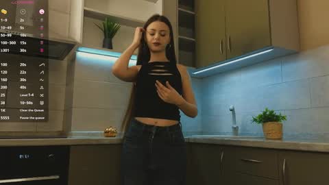 Bella online show from March 29, 3:12 pm