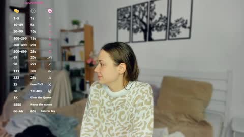 Elis online show from April 5, 8:06 pm