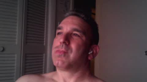 Snapshot of oceanmanx chatting on August 6, 2:02 am Ocean online show from August 6, 2:02 am