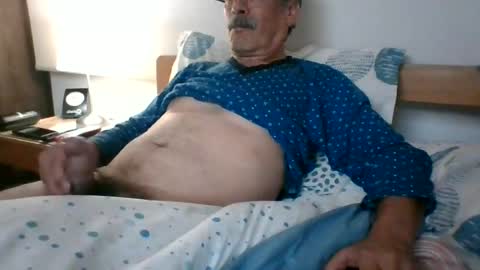 Snapshot of ocorrea chatting on June 17, 3:53 am ocorrea online show from June 17, 3:53 am
