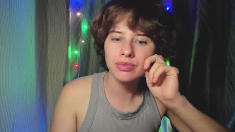 Evie online show from September 18, 4:20 pm