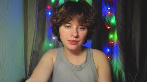 Evie online show from September 25, 3:16 pm