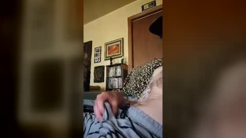 office_guy456 online show from July 11, 9:27 pm