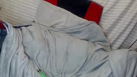 Snapshot of ogdigbick chatting on February 6, 11:21 am OGDigBick online show from February 6, 11:21 am